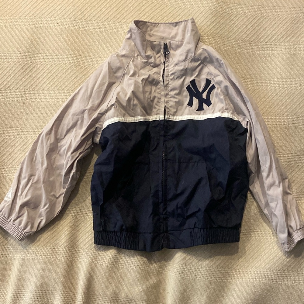 New York Yankees Majestic baseball dugout NY jacket